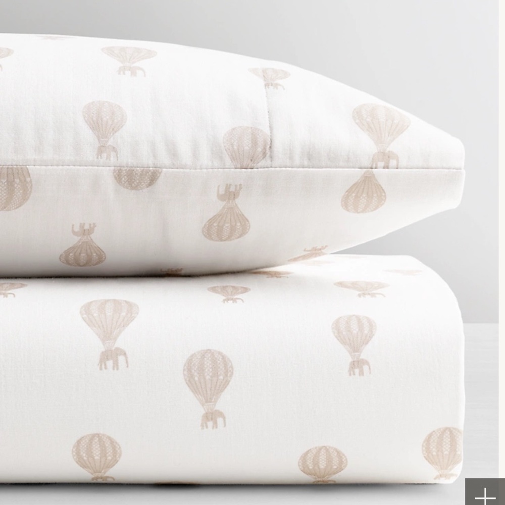 Restoration Hardware Floating Elephant Crib Fitted Sheet - Hot Air Balloon